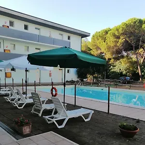 *** Aparthotel Pineta Italia