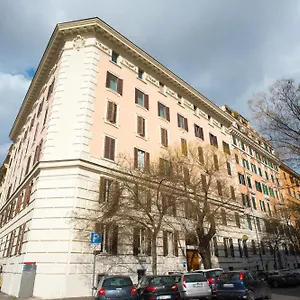 quo-vadis-roma-2.it-romehotels.com/